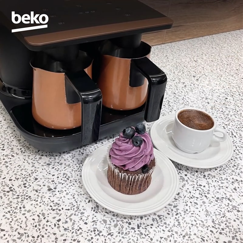 Кофемашина Беко TKM8961B